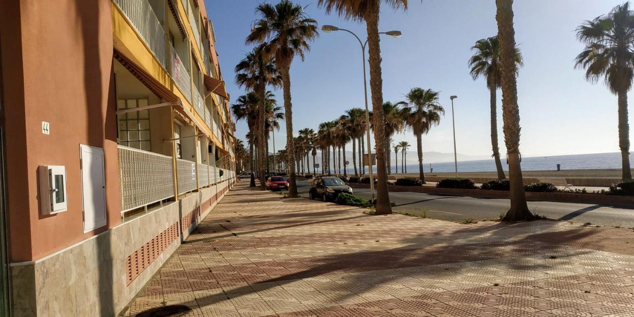 Premiere Ligne De Mer Roquetas de Mar Exteriér fotografie